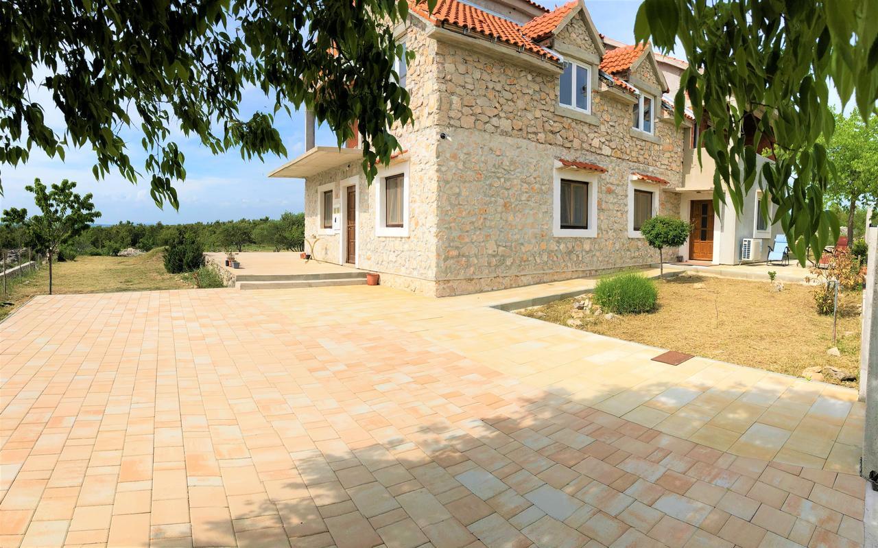 Apartments Village Lozovac Ngoại thất bức ảnh
