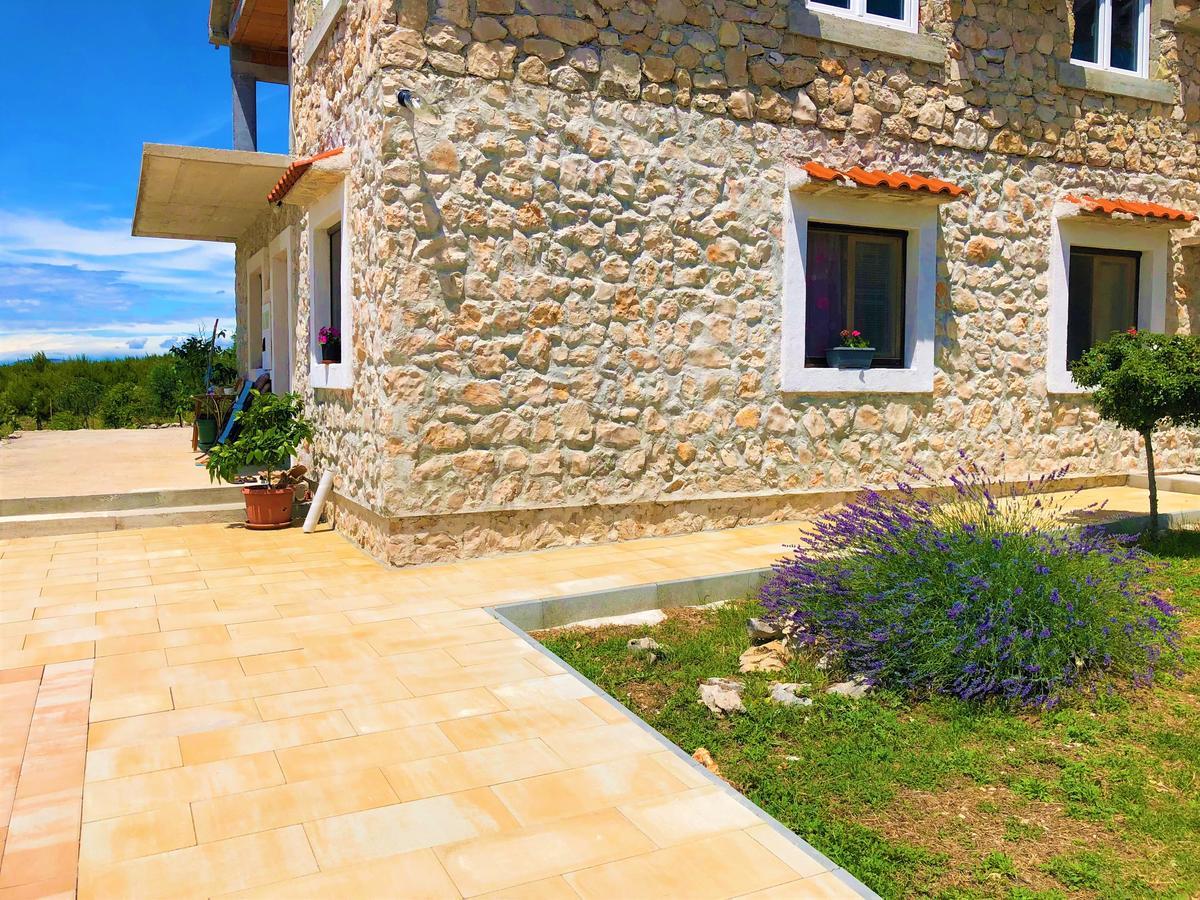 Apartments Village Lozovac Ngoại thất bức ảnh
